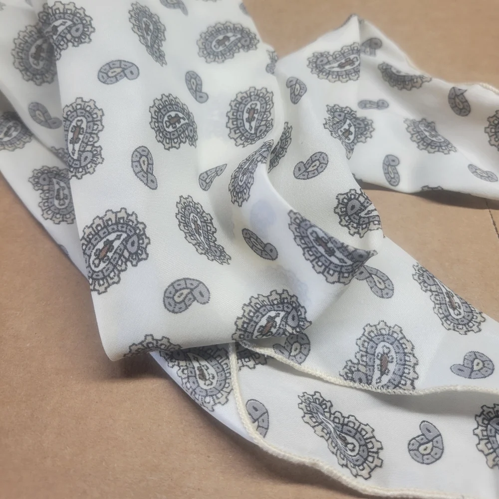 Vintage neck scarf